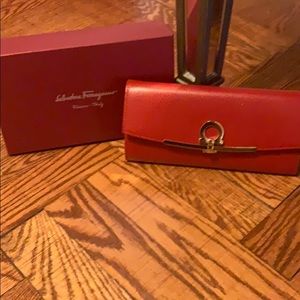 Salvatore Ferragamo Icona  wallet